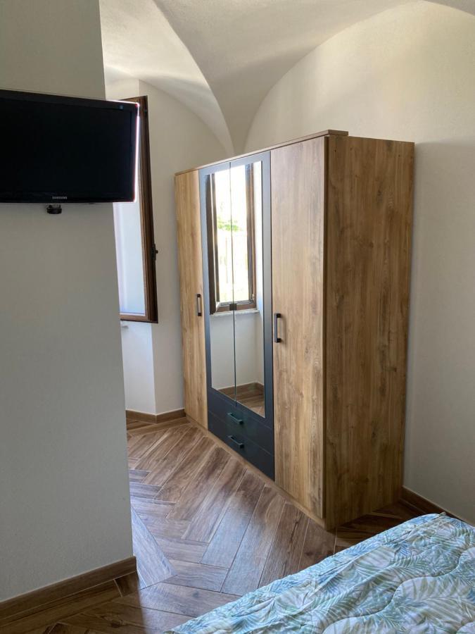Casa Balilla Appartement La Maddalena  Buitenkant foto